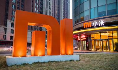 Xiaomi Patents a Bezel-Less Display Phone With 4 Curved Edges