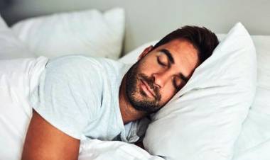 Night owls may experience 'jet lag' on a daily basis